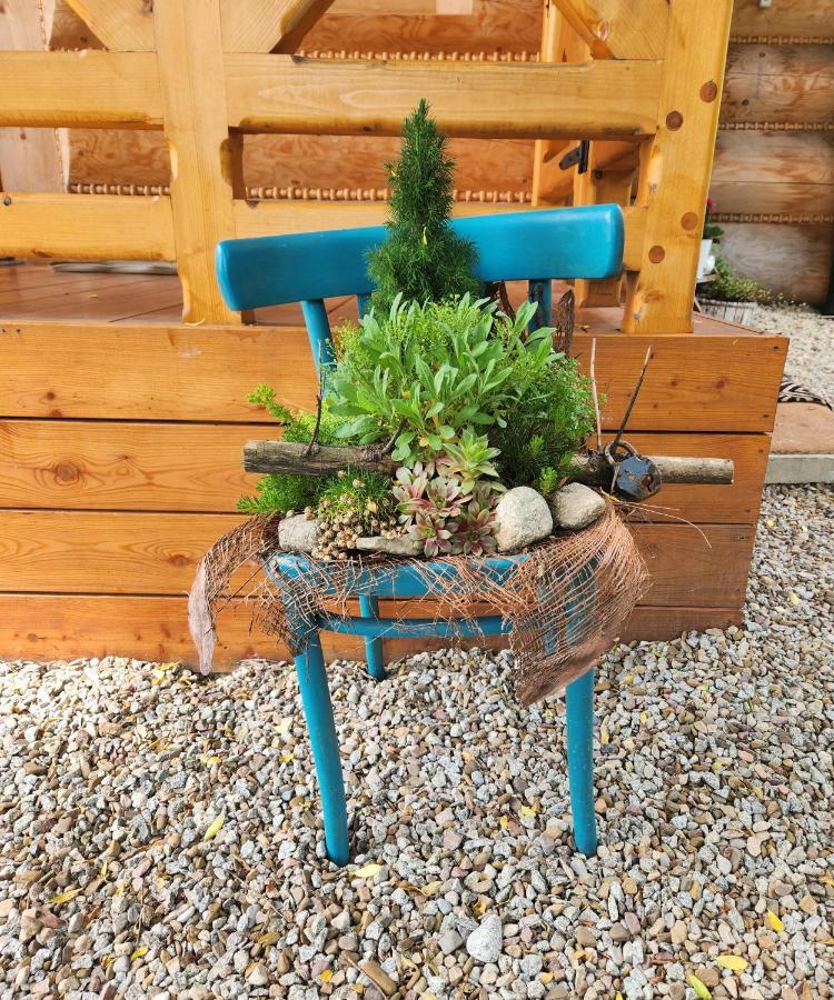 Goralska Chatka 2 Highland Cottage - Split Ac, Jacuzzi, Sauna, Private Parking, Mountains View, Garden, ザコパネ エクステリア 写真