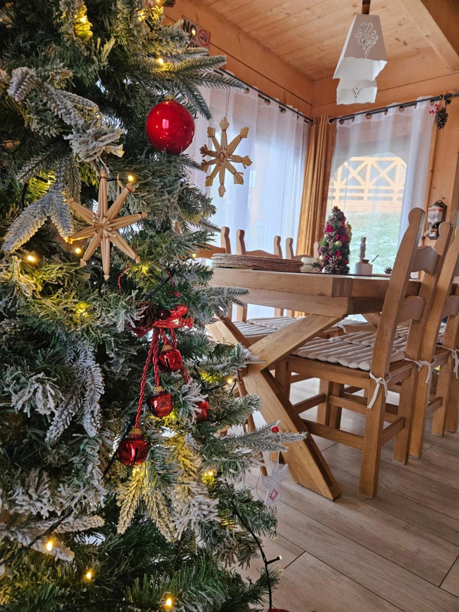 Goralska Chatka 2 Highland Cottage - Split Ac, Jacuzzi, Sauna, Private Parking, Mountains View, Garden, ザコパネ エクステリア 写真