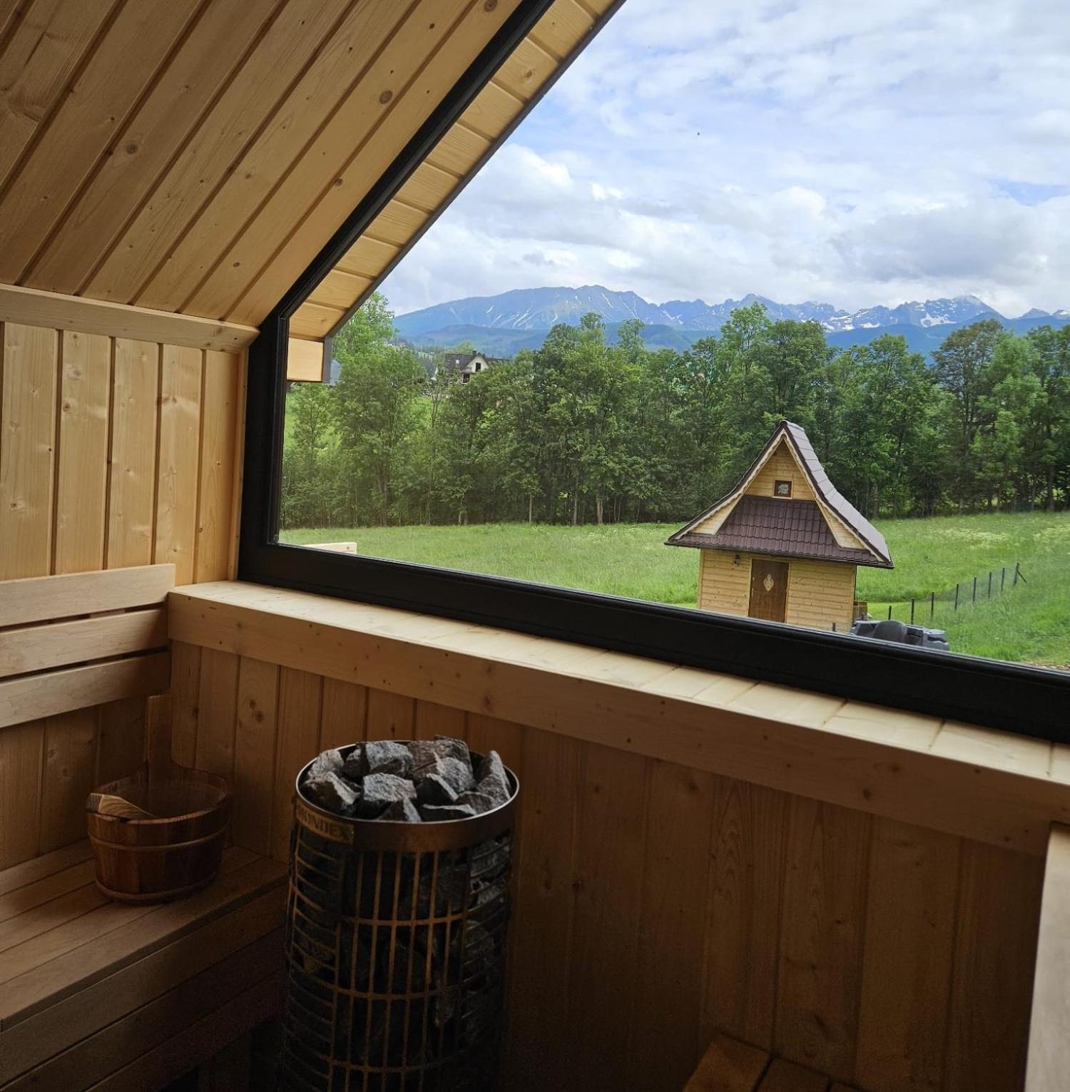 Goralska Chatka 2 Highland Cottage - Split Ac, Jacuzzi, Sauna, Private Parking, Mountains View, Garden, ザコパネ エクステリア 写真