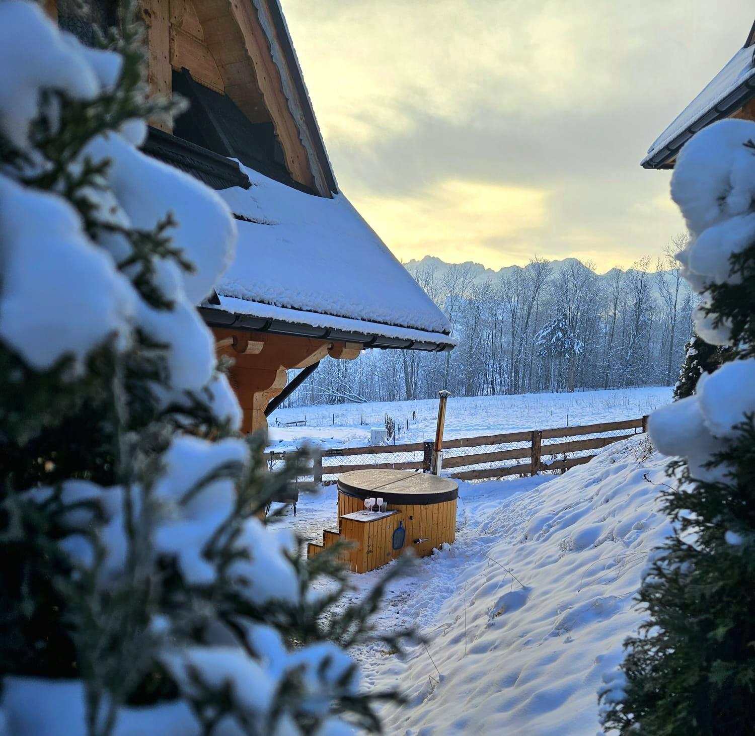 Goralska Chatka 2 Highland Cottage - Split Ac, Jacuzzi, Sauna, Private Parking, Mountains View, Garden, ザコパネ エクステリア 写真