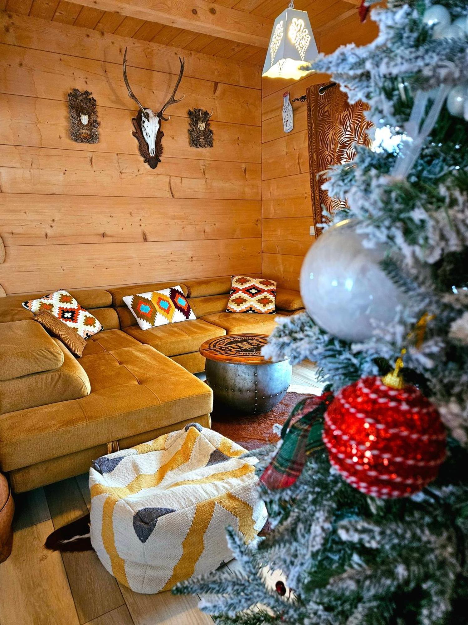 Goralska Chatka 2 Highland Cottage - Split Ac, Jacuzzi, Sauna, Private Parking, Mountains View, Garden, ザコパネ エクステリア 写真